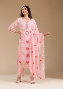 Baby Pink Organza Threadwork Straight Kurta With Pant Regular And Dupatta