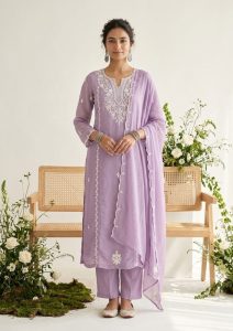 Mauve Chanderi Threadwork Straight Kurta With Pant Regular And Dupatta