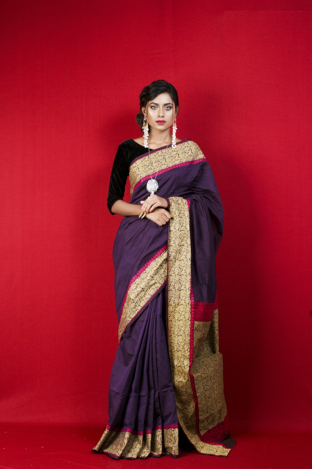 Handwoven Chanderi Cotton Silk Saree in Ivory Gold with Zari Border